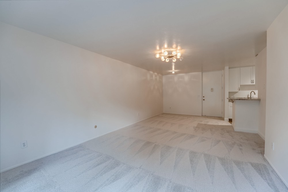 Virtual tour photo 9 of 45 for 6202 Friars Rd UNIT 125