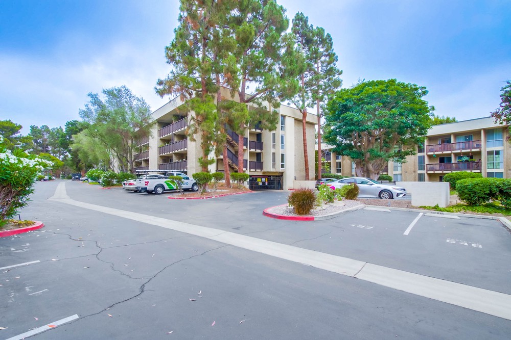 Virtual tour photo 3 of 28 for 6202 Friars Rd