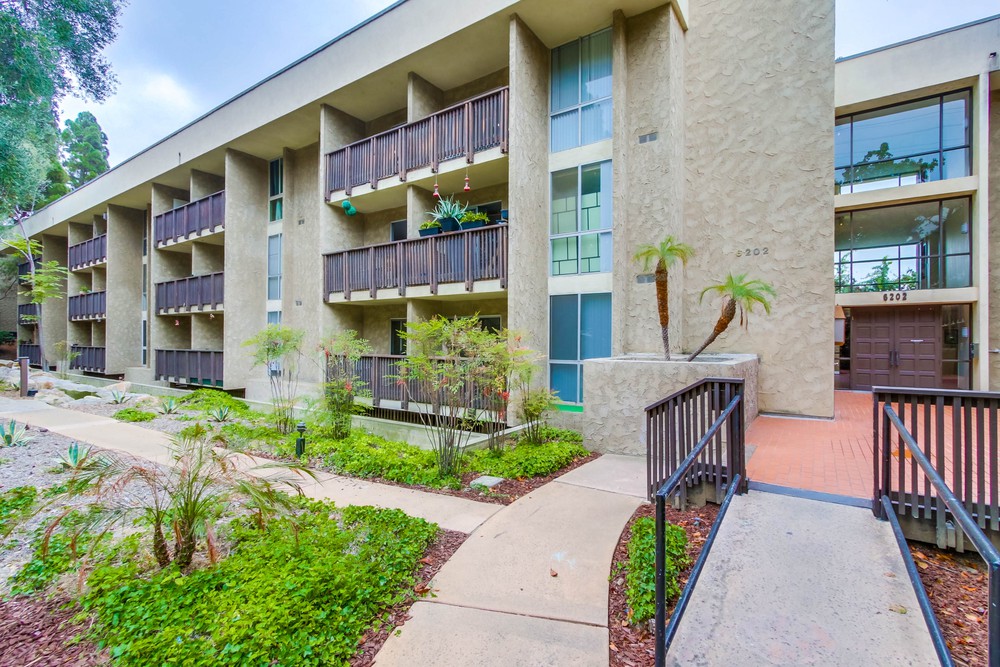 Virtual tour photo 5 of 28 for 6202 Friars Rd