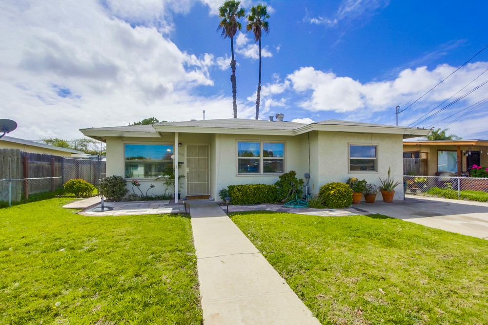 Virtual tour photo 3 of 27 for 6203 Thorn St