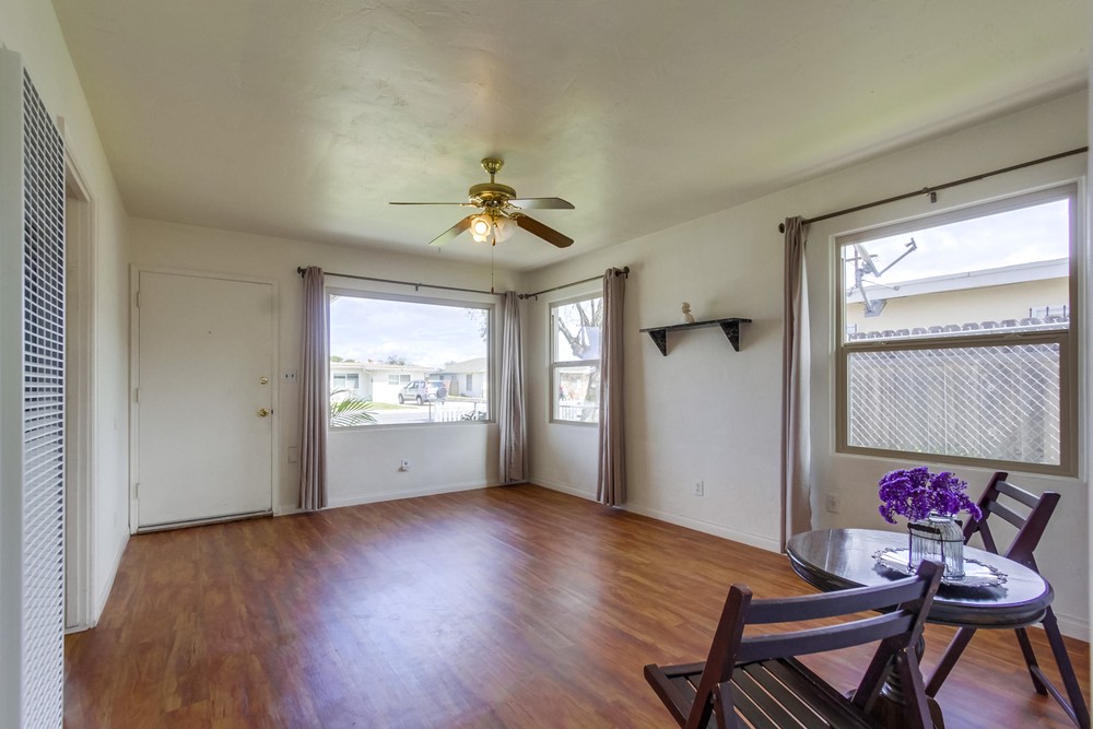 Virtual tour photo 8 of 27 for 6203 Thorn St