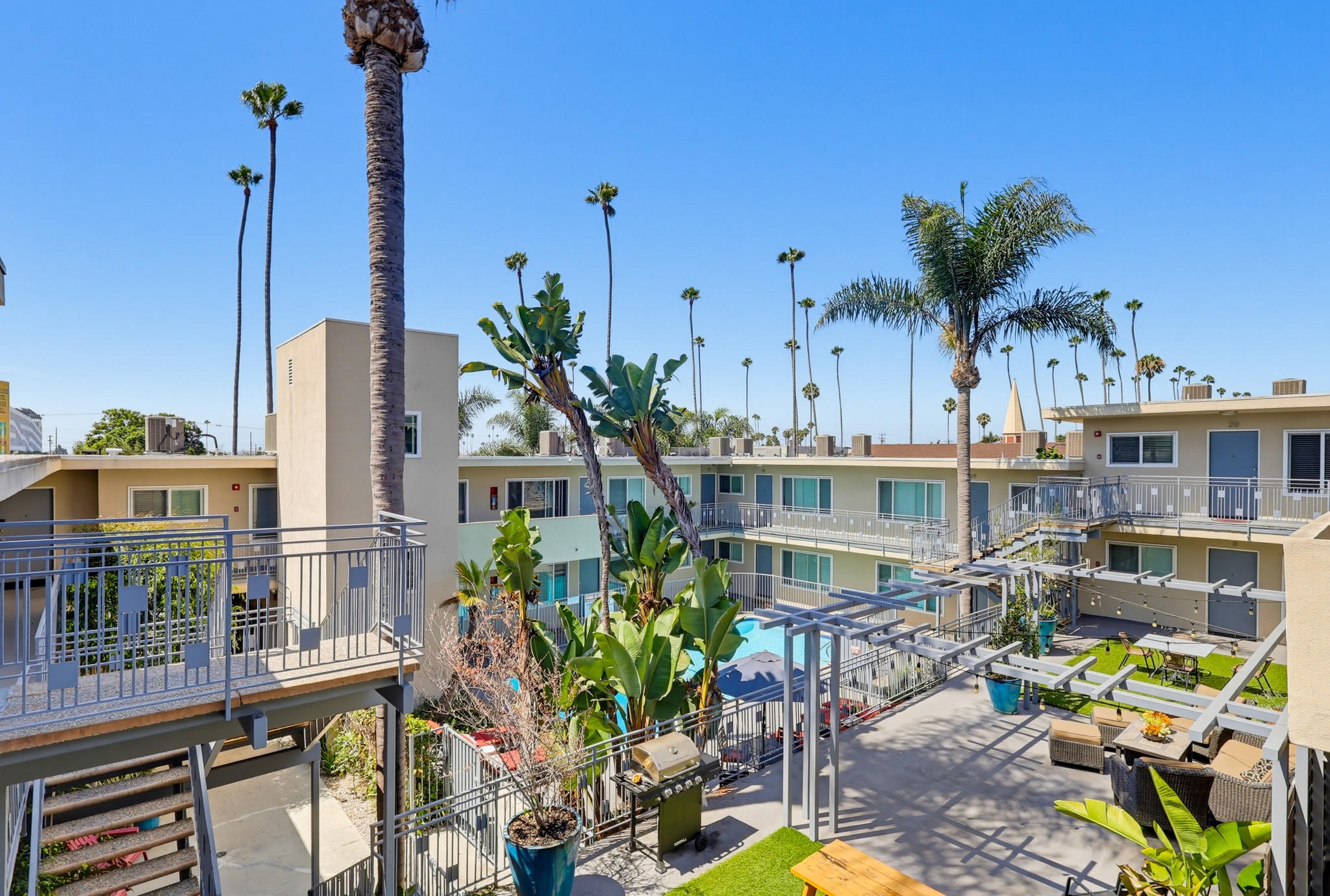 Virtual tour photo 11 of 56 for 621 E 99th St Unit 23