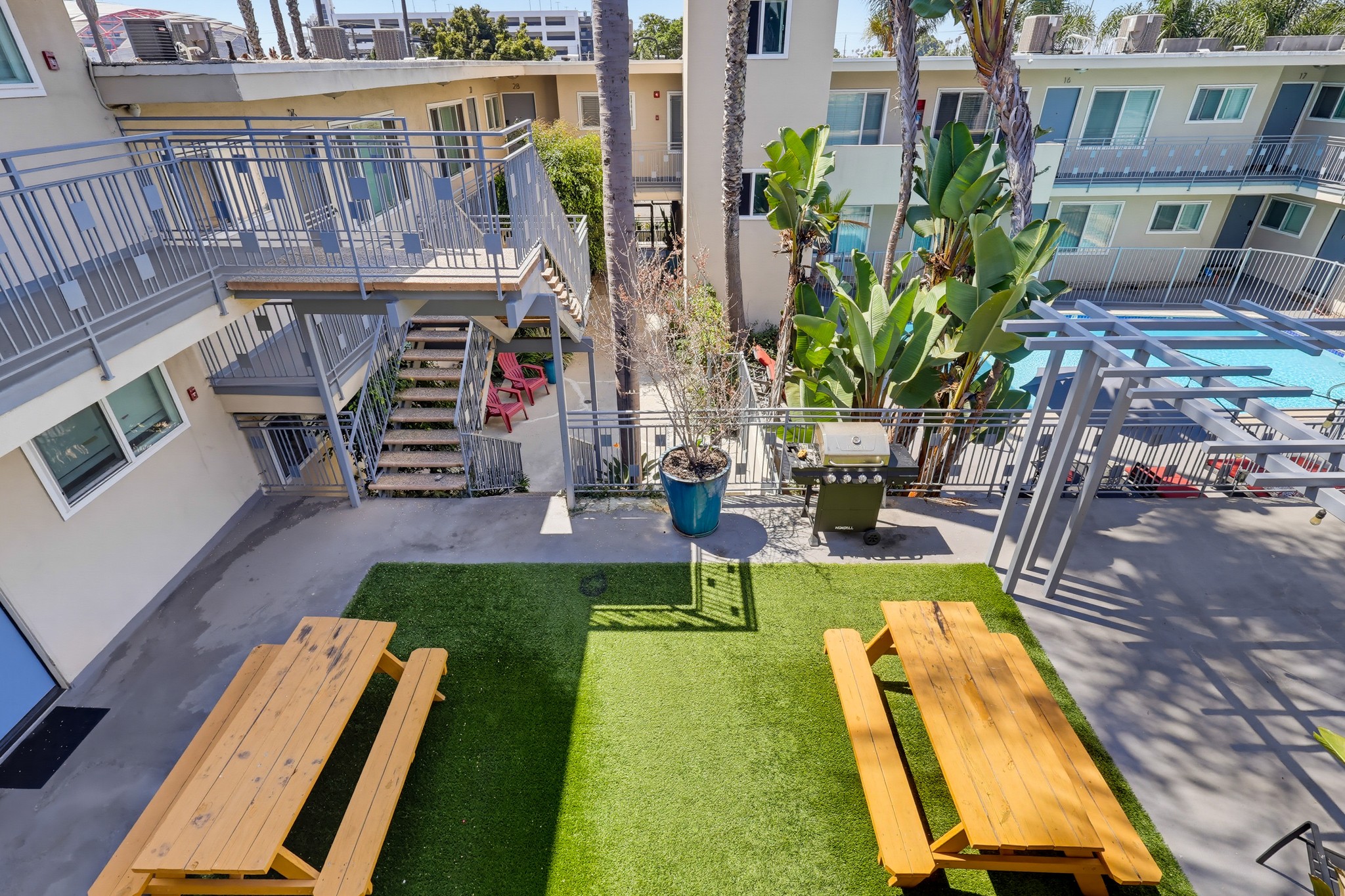 Virtual tour photo 12 of 56 for 621 E 99th St Unit 23