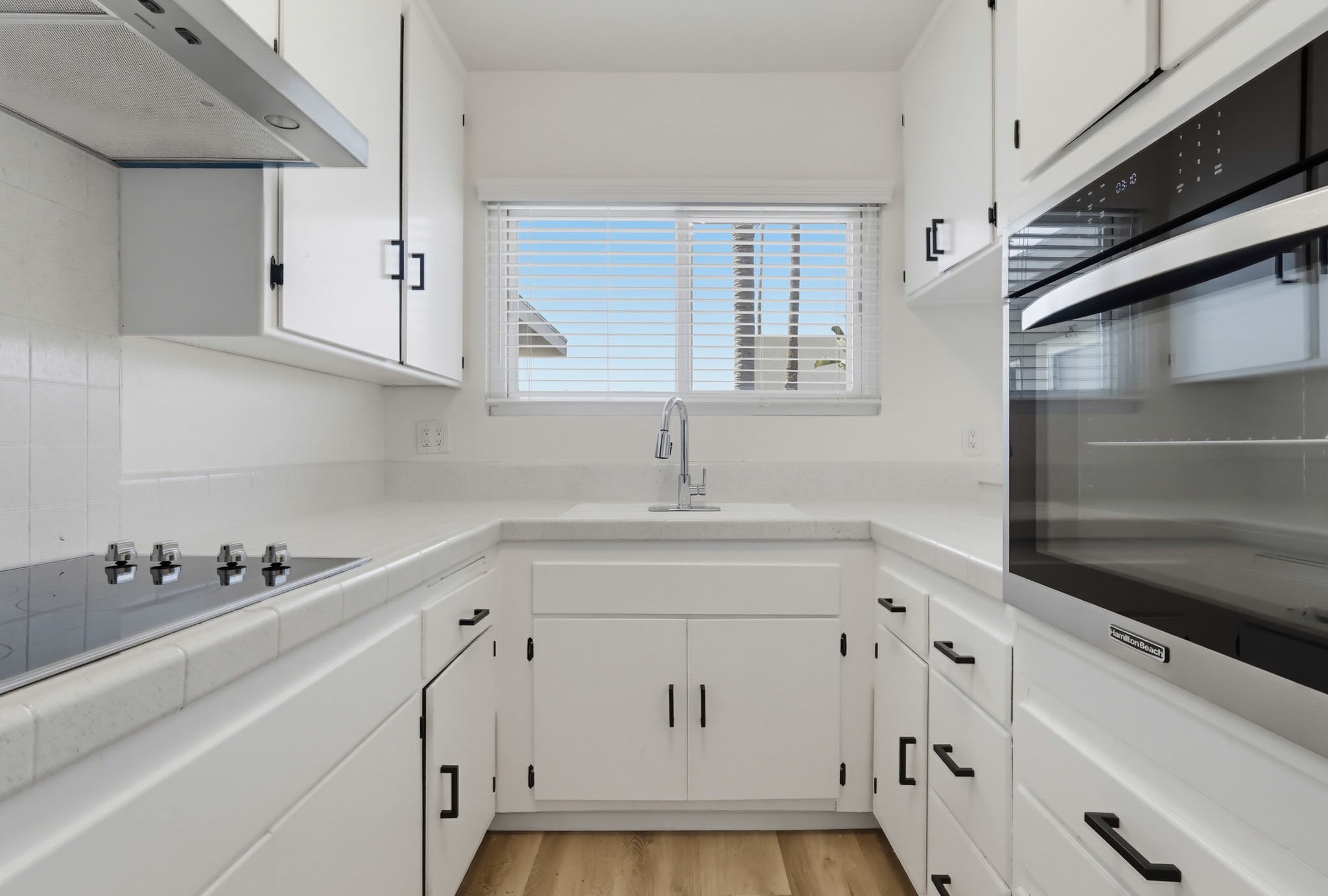 Virtual tour photo 29 of 56 for 621 E 99th St Unit 23
