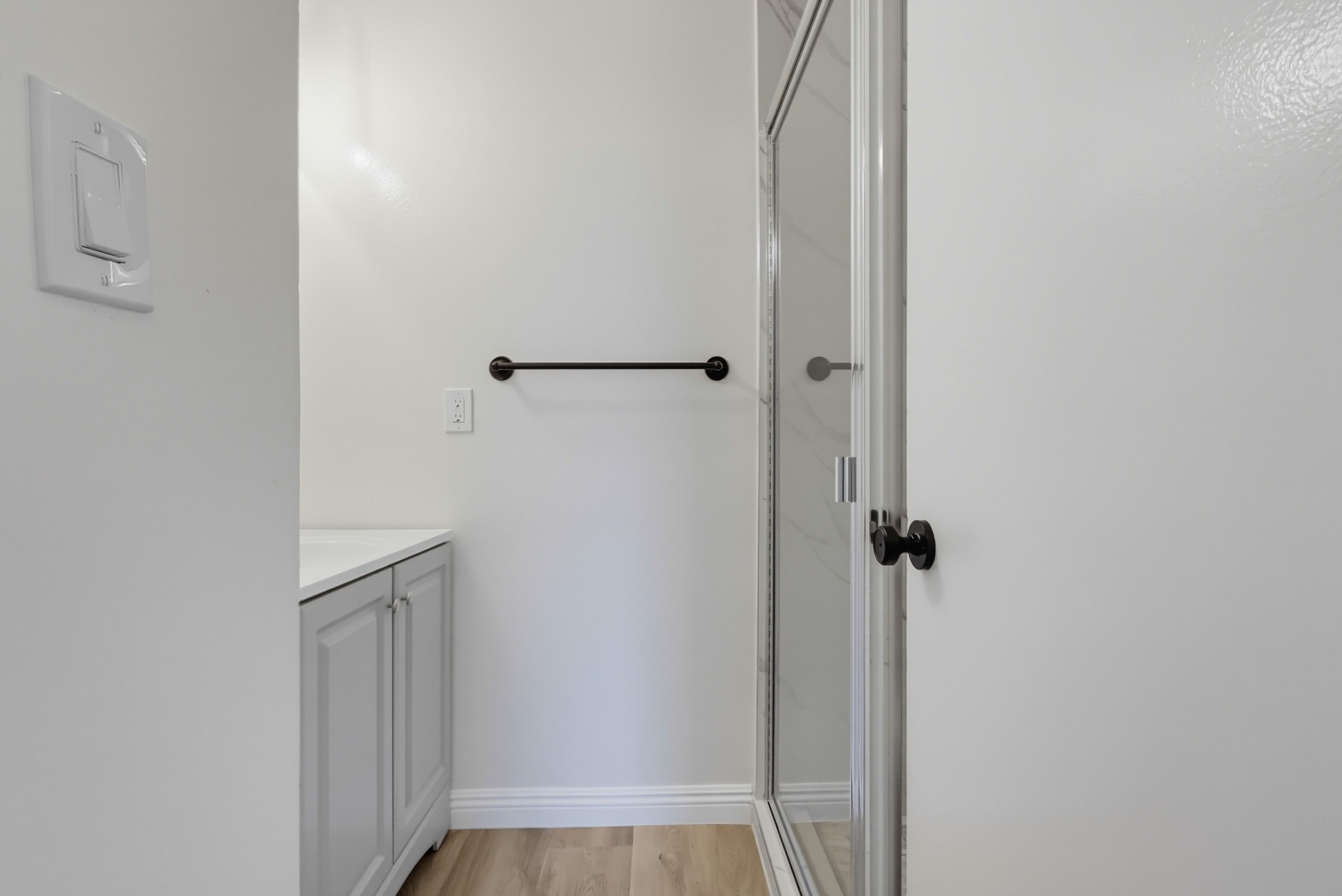 Virtual tour photo 34 of 56 for 621 E 99th St Unit 23