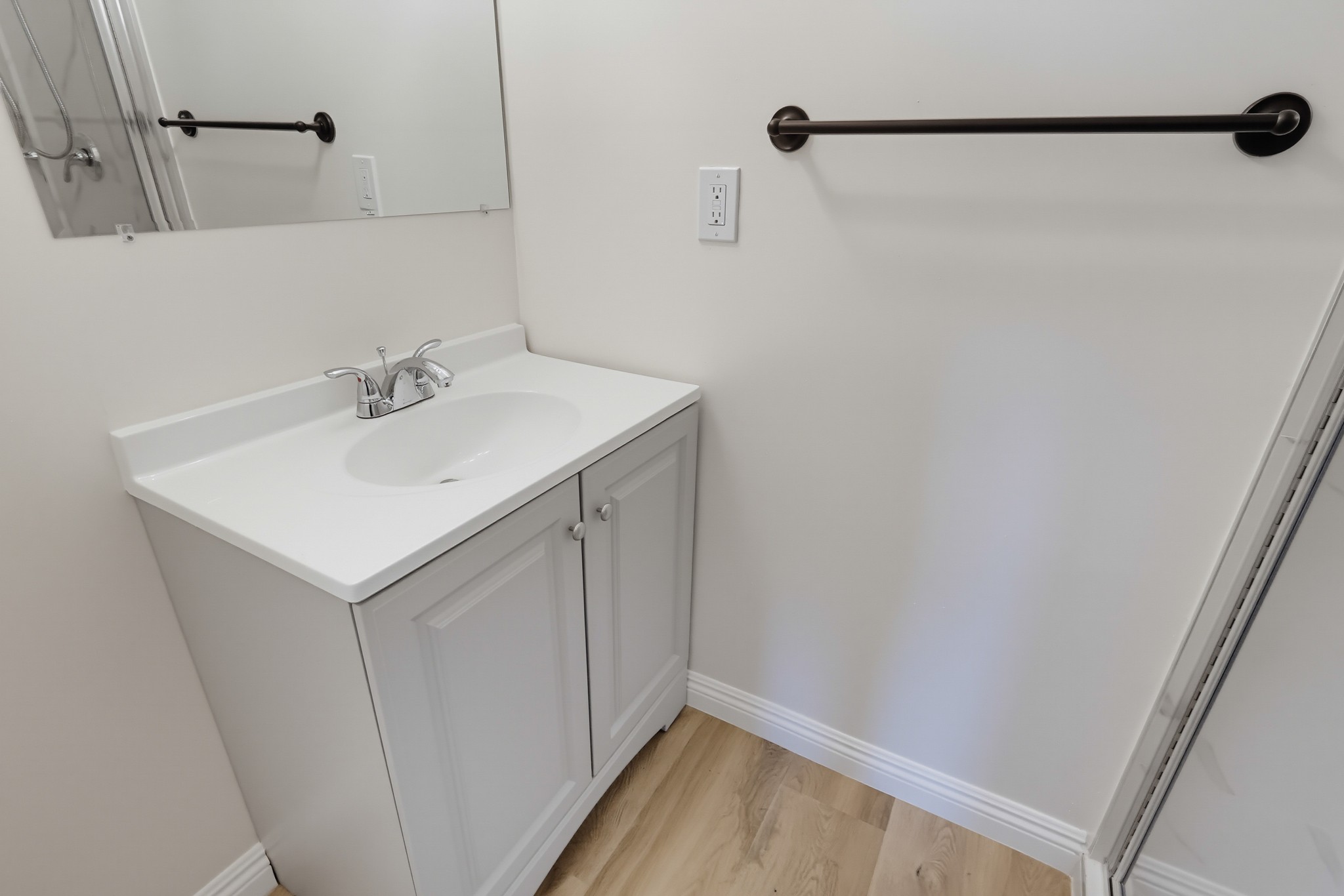 Virtual tour photo 36 of 56 for 621 E 99th St Unit 23