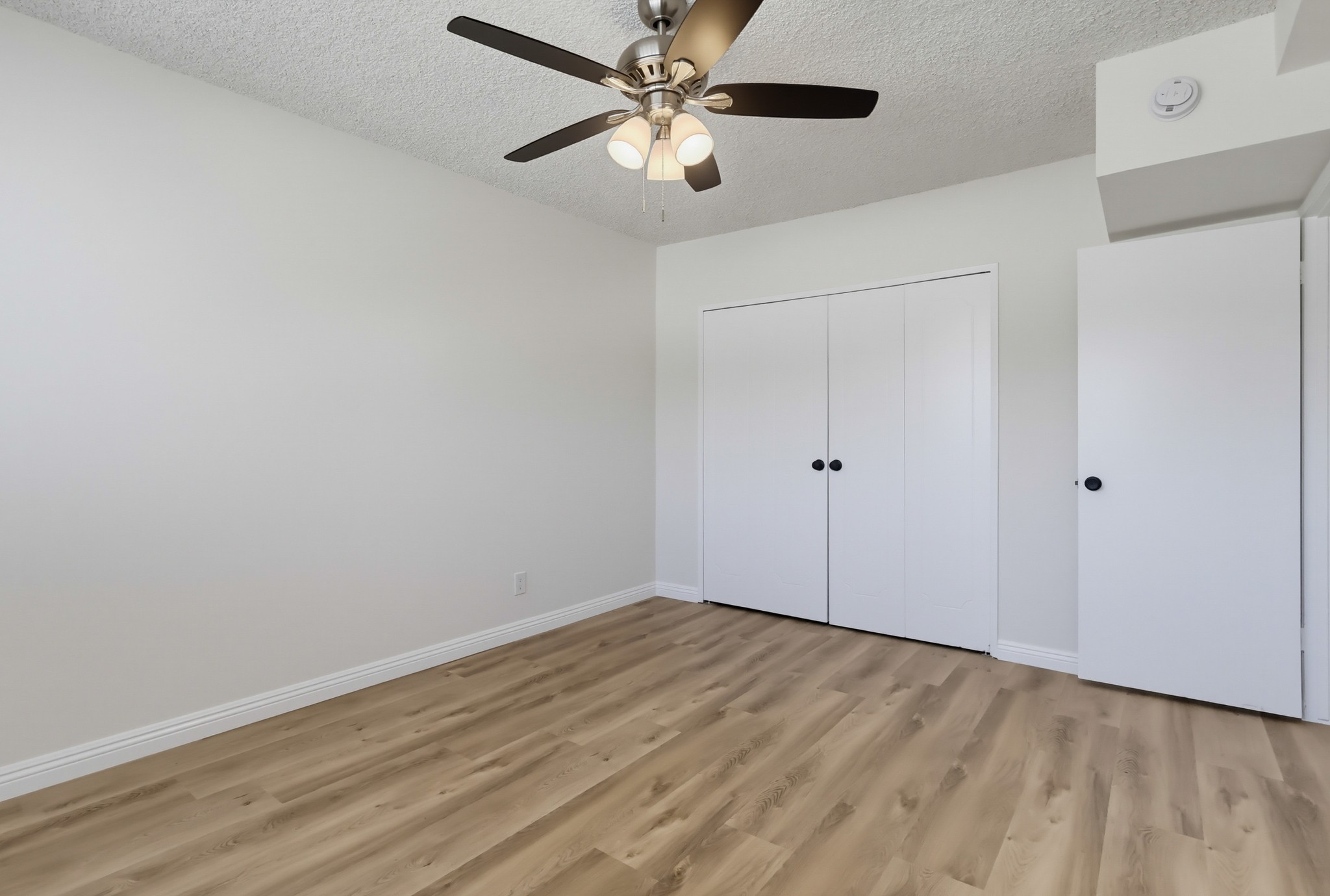 Virtual tour photo 40 of 56 for 621 E 99th St Unit 23