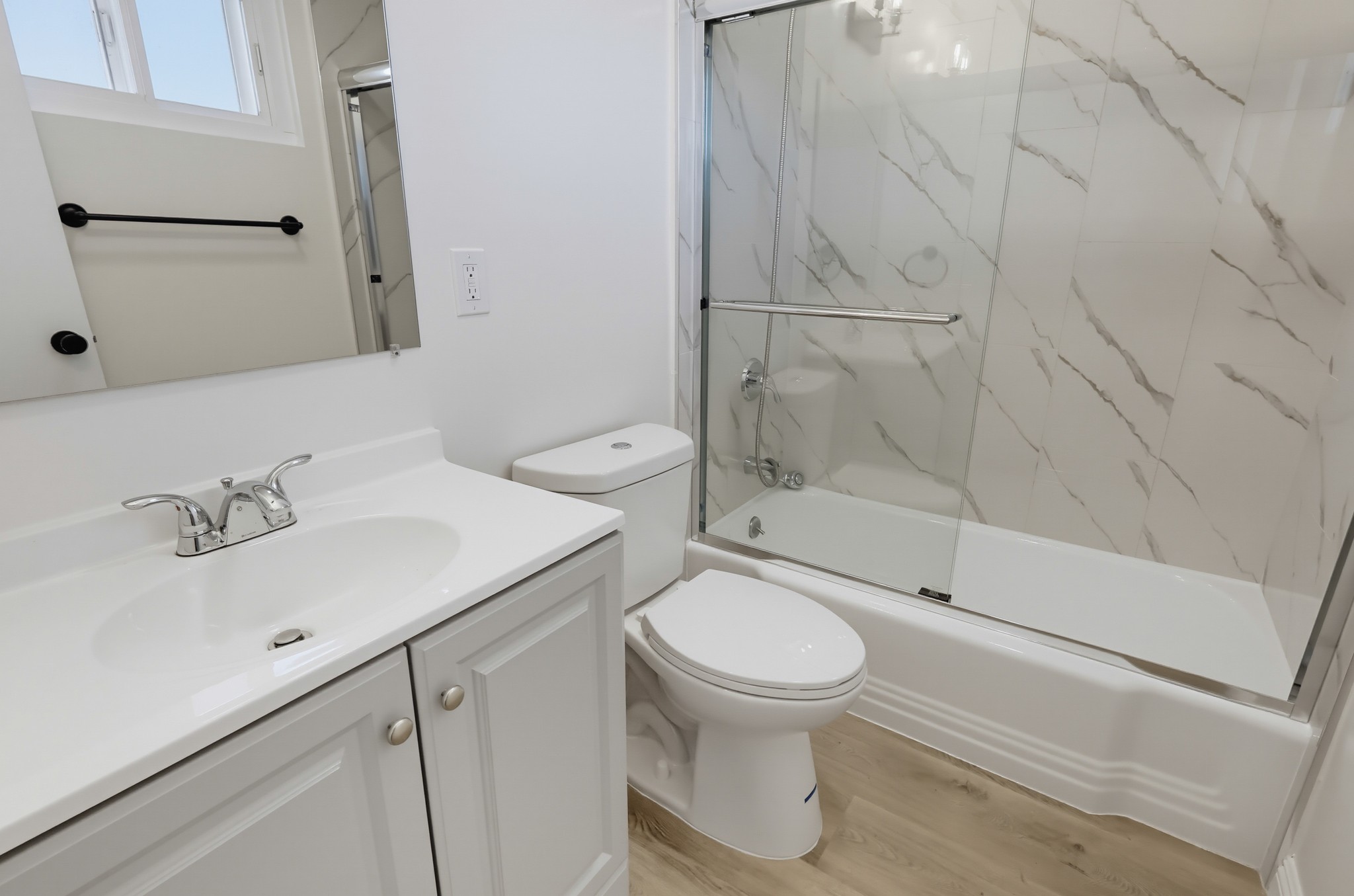 Virtual tour photo 46 of 56 for 621 E 99th St Unit 23
