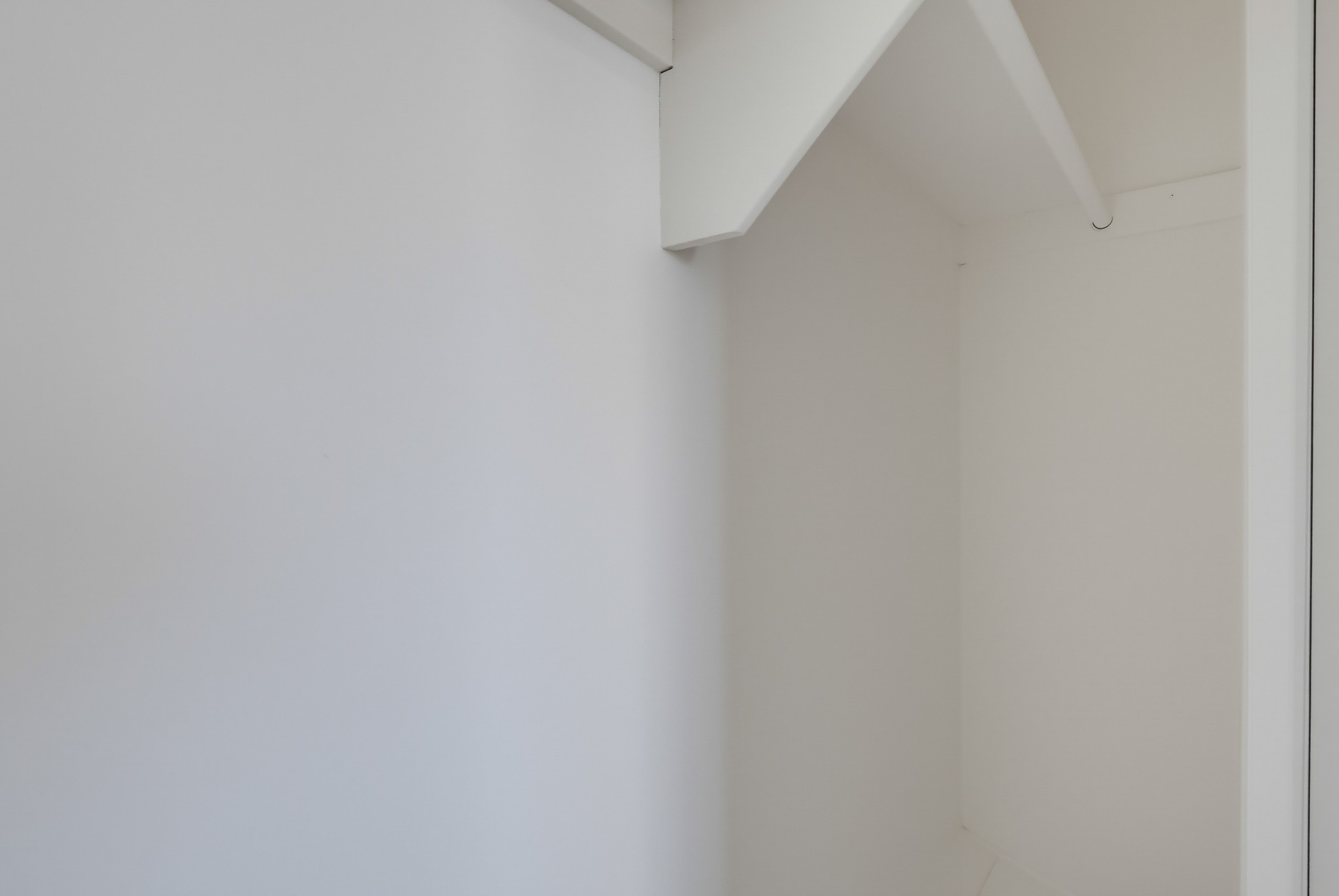 Virtual tour photo 51 of 56 for 621 E 99th St Unit 23