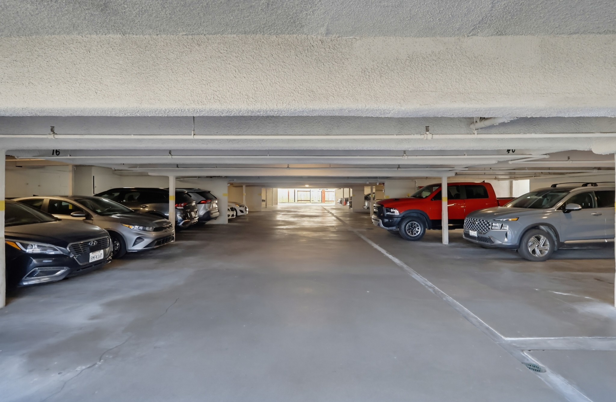 Virtual tour photo 55 of 56 for 621 E 99th St Unit 23