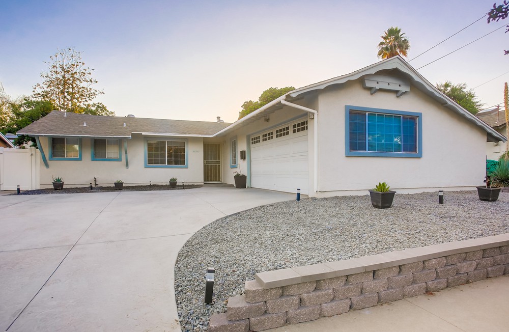 Virtual tour photo 48 of 60 for 6212 Lake Ariana Ave