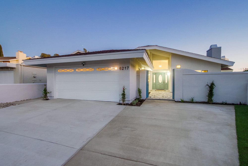 Virtual tour photo 5 of 108 for 6217 Oakridge Rd