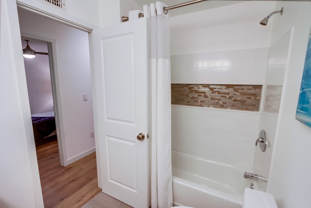 Virtual tour photo 74 of 108 for 6217 Oakridge Rd