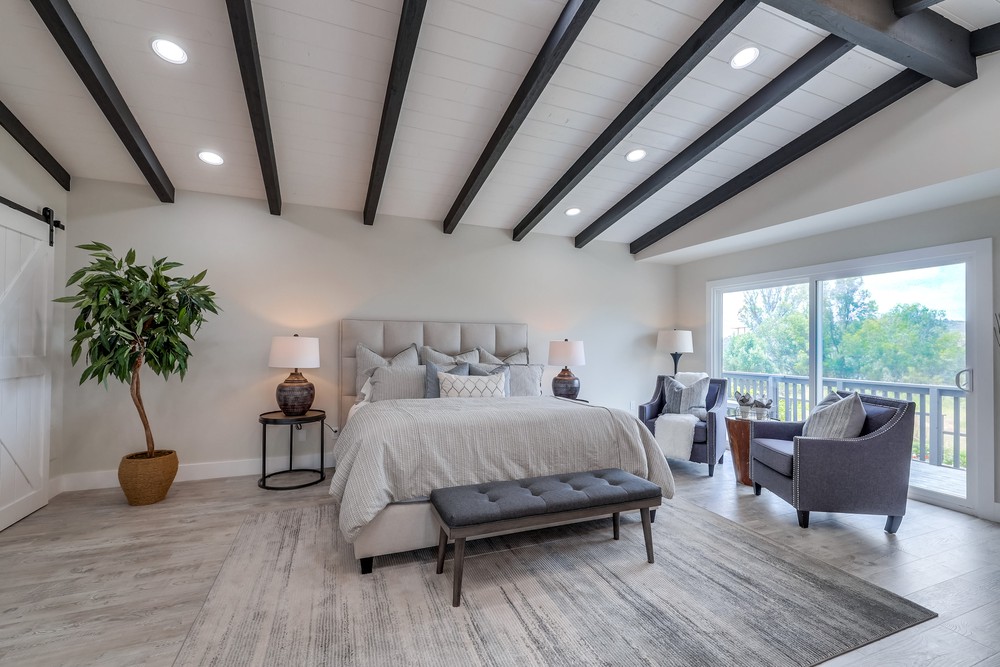 Virtual tour photo 41 of 70 for 6218 Lake Shore Dr