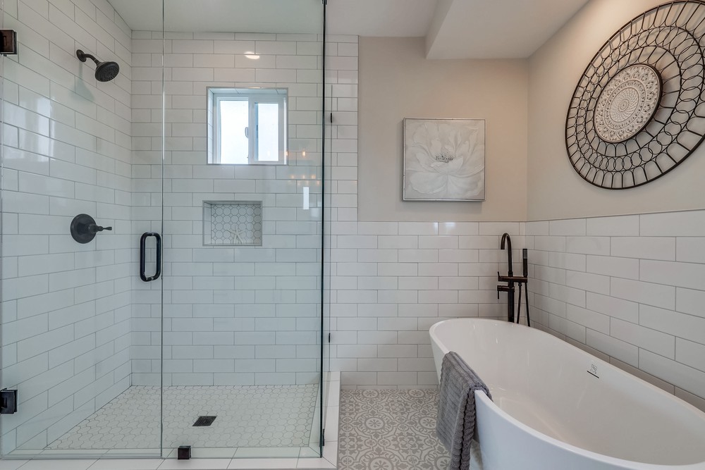 Virtual tour photo 48 of 70 for 6218 Lake Shore Dr