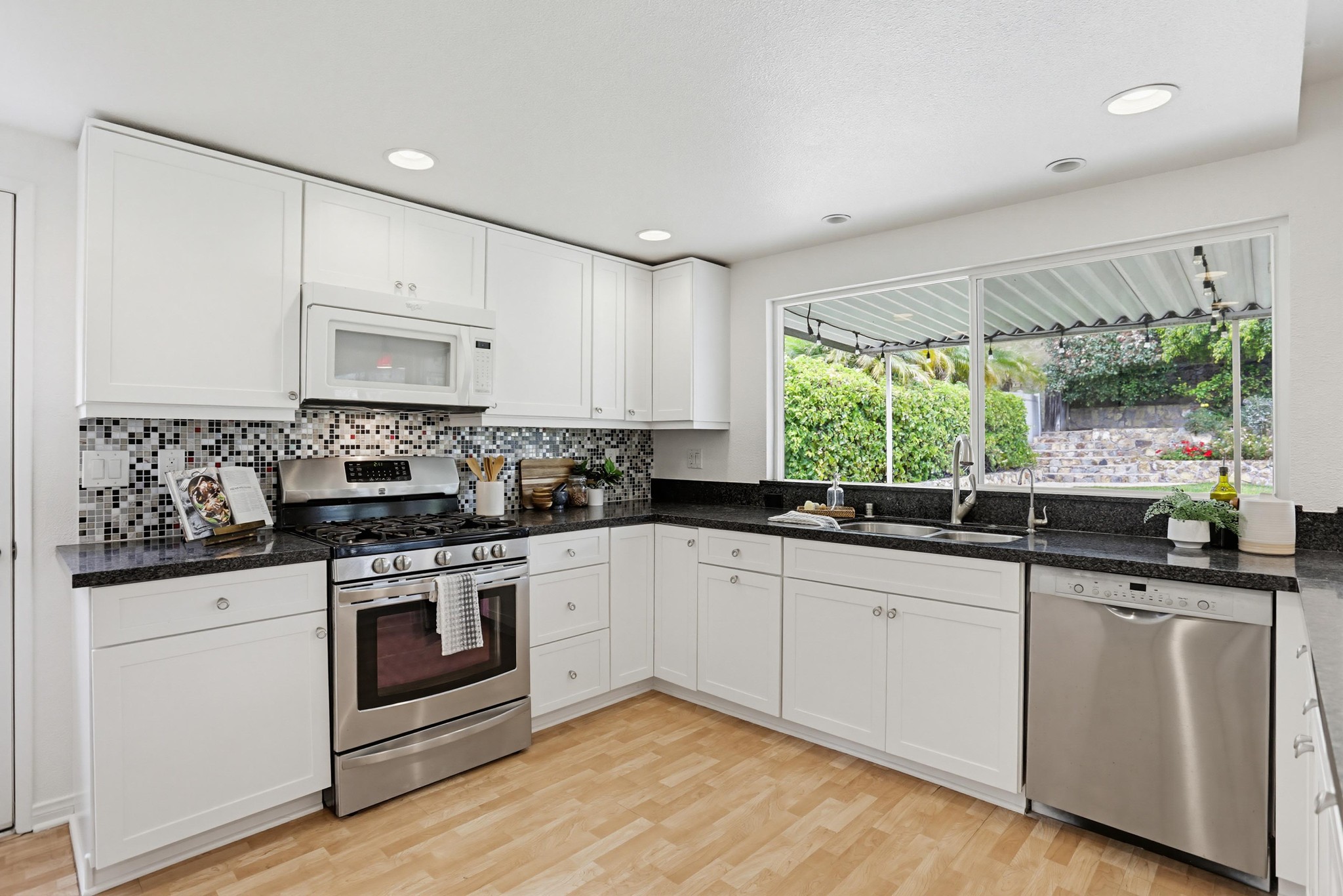 Virtual tour photo 14 of 45 for 6221 Lake Athabaska Pl