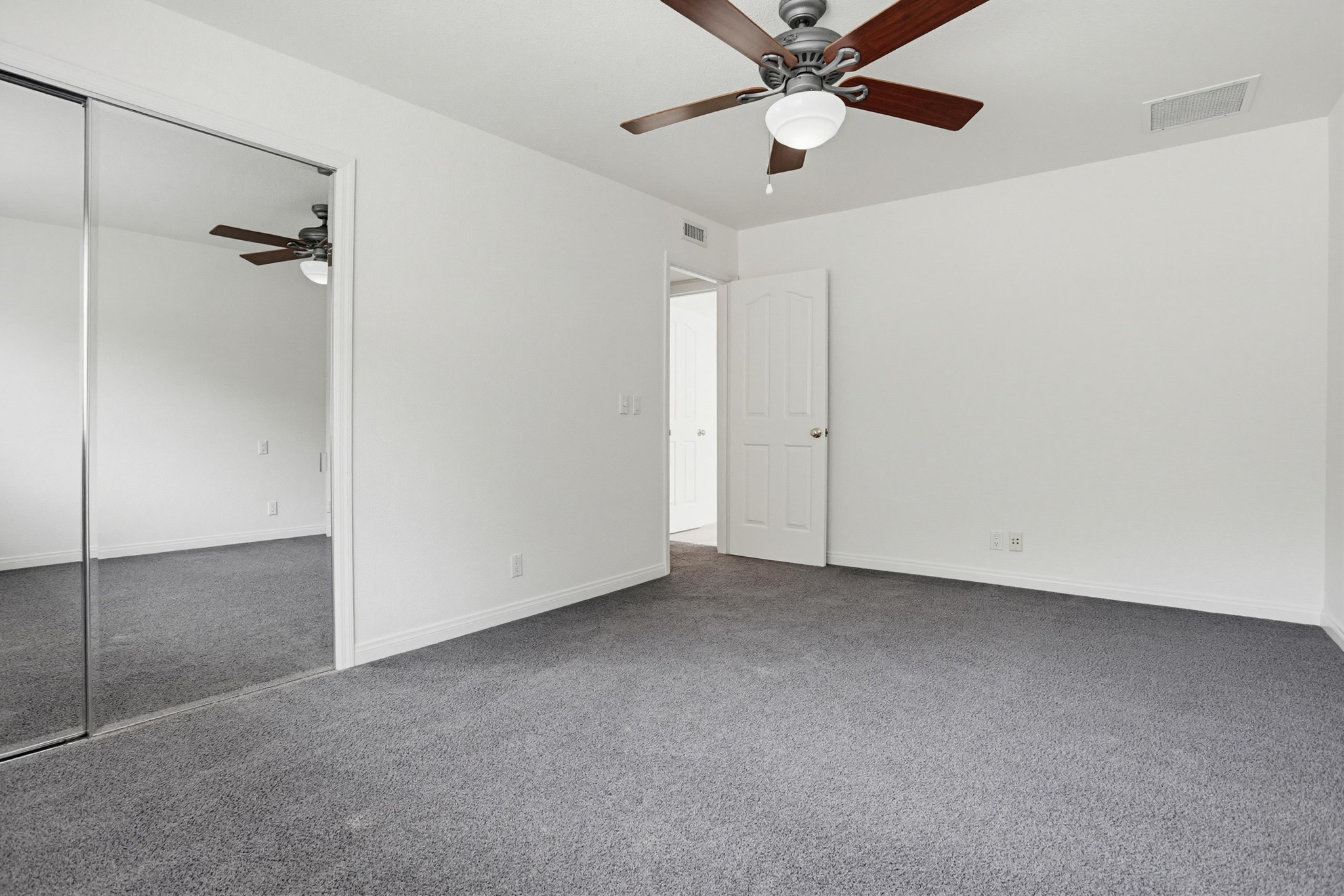 Virtual tour photo 34 of 45 for 6221 Lake Athabaska Pl