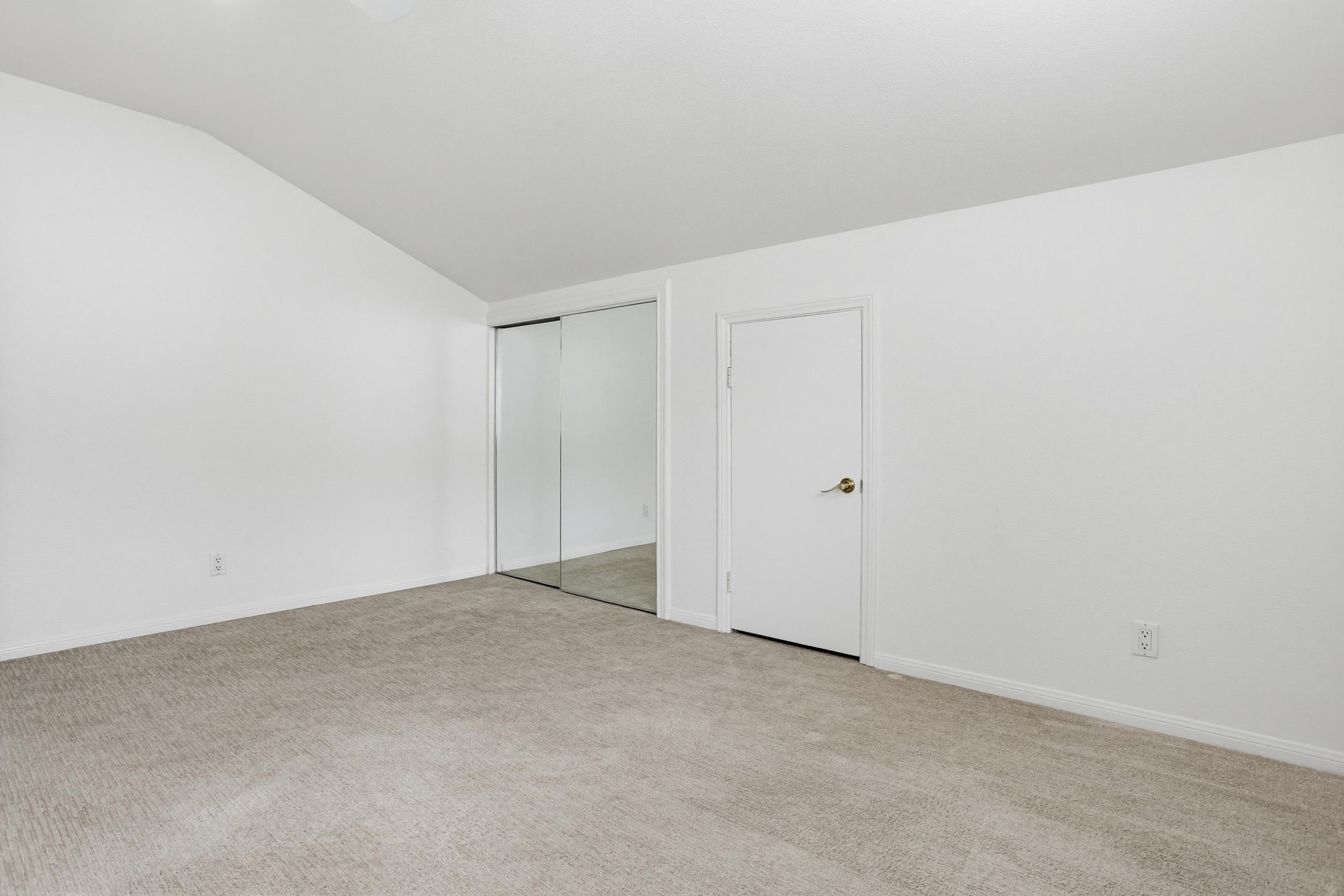Virtual tour photo 36 of 45 for 6221 Lake Athabaska Pl