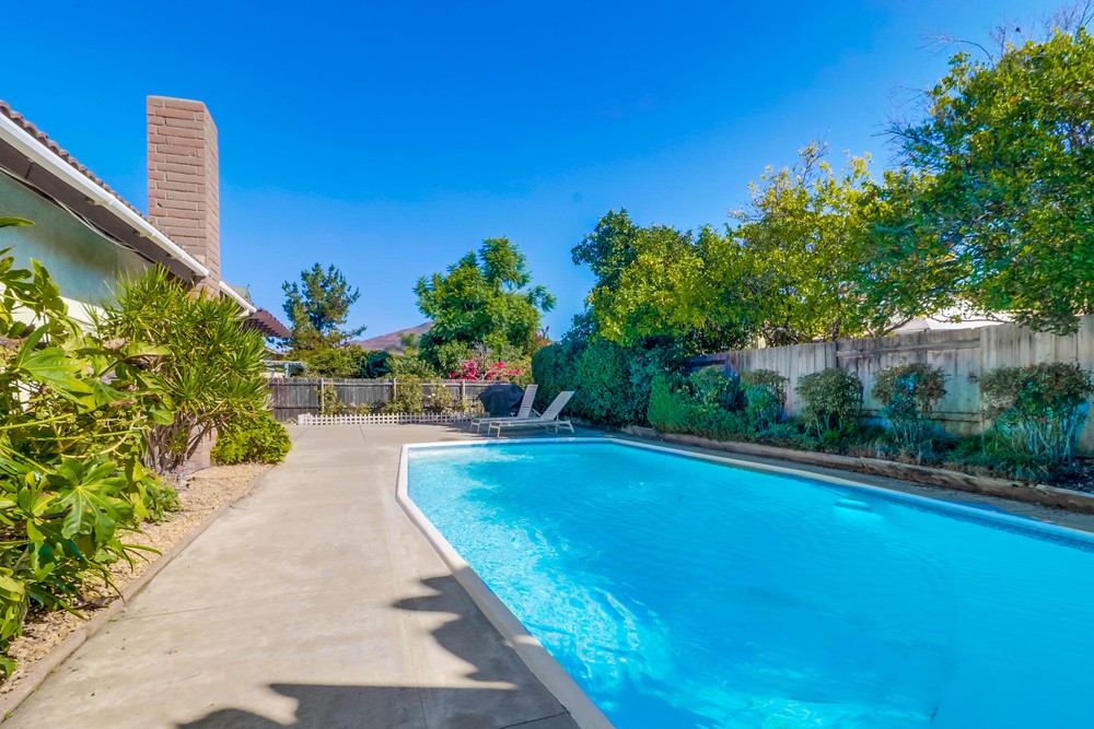 Virtual tour photo 45 of 47 for 6223 Lake Shore Dr
