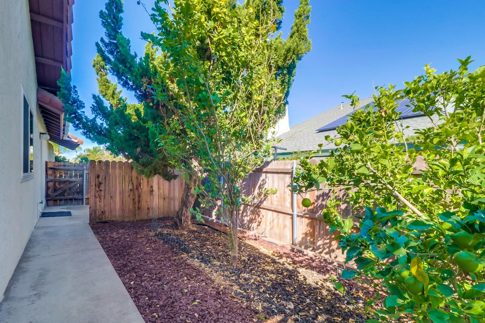 Virtual tour photo 47 of 47 for 6223 Lake Shore Dr