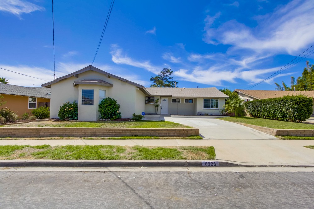 Virtual tour photo 3 of 36 for 6226 Lake Arago Ave
