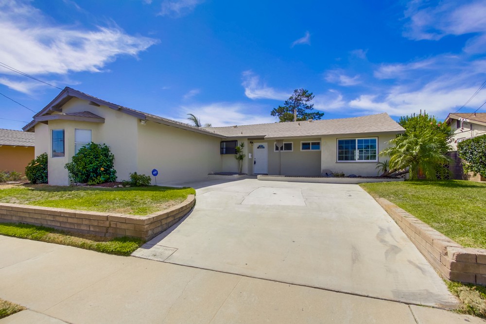 Virtual tour photo 5 of 36 for 6226 Lake Arago Ave