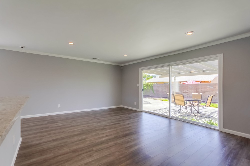 Virtual tour photo 7 of 36 for 6226 Lake Arago Ave