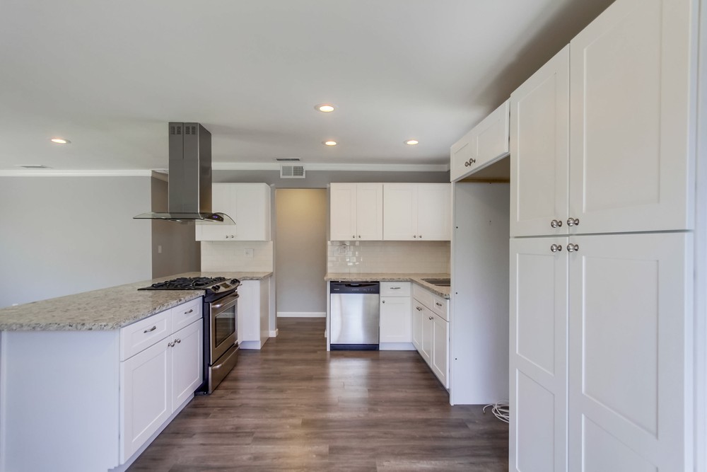 Virtual tour photo 15 of 36 for 6226 Lake Arago Ave