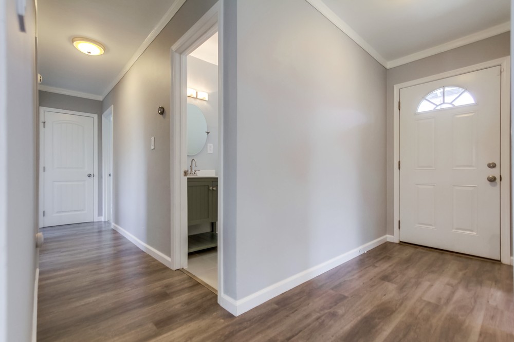 Virtual tour photo 21 of 36 for 6226 Lake Arago Ave