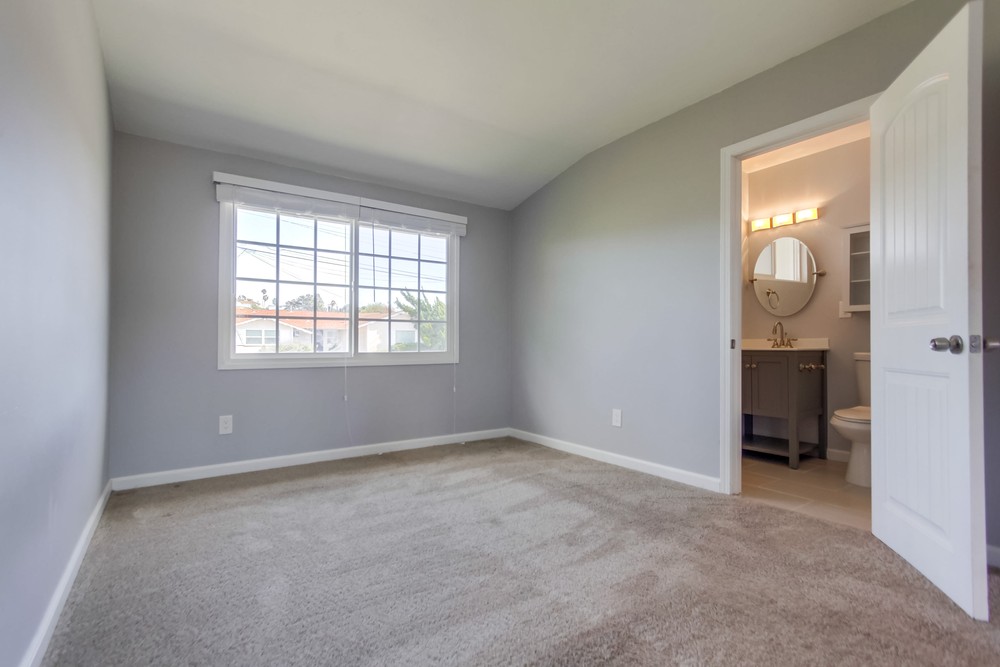 Virtual tour photo 23 of 36 for 6226 Lake Arago Ave