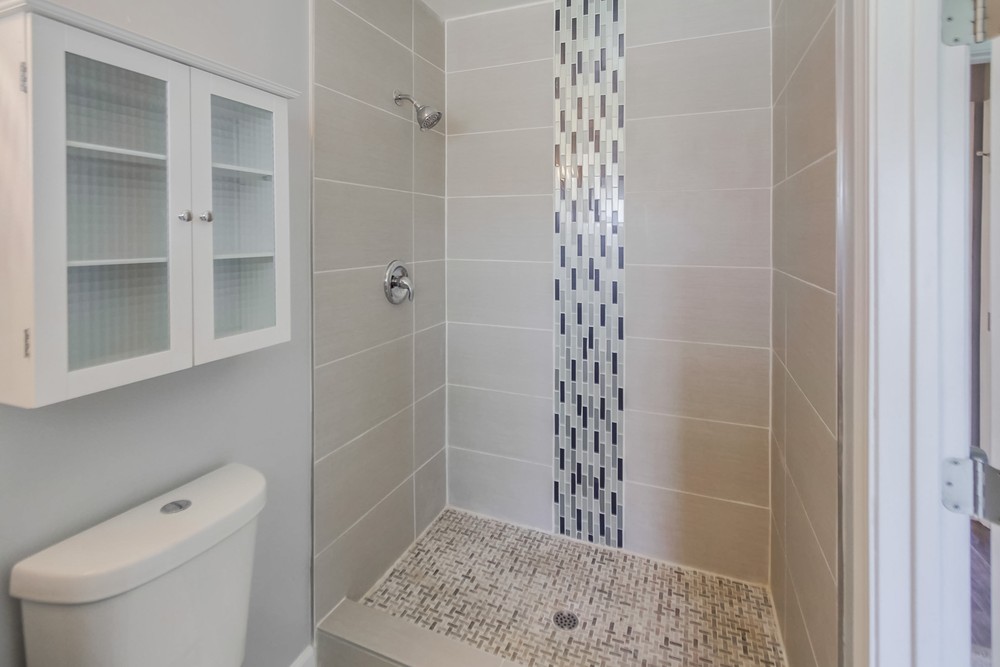 Virtual tour photo 26 of 36 for 6226 Lake Arago Ave