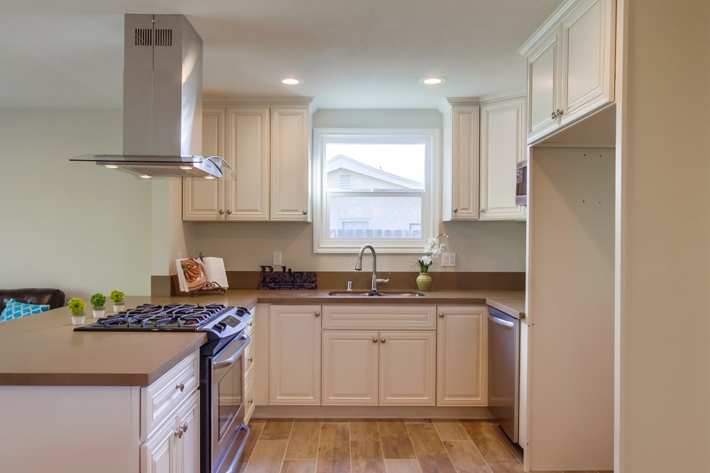 Virtual tour photo 15 of 41 for 6225 Lake Atlin Ave