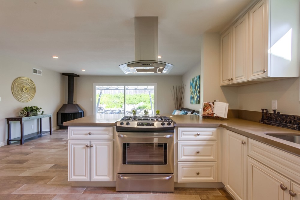 Virtual tour photo 17 of 41 for 6225 Lake Atlin Ave