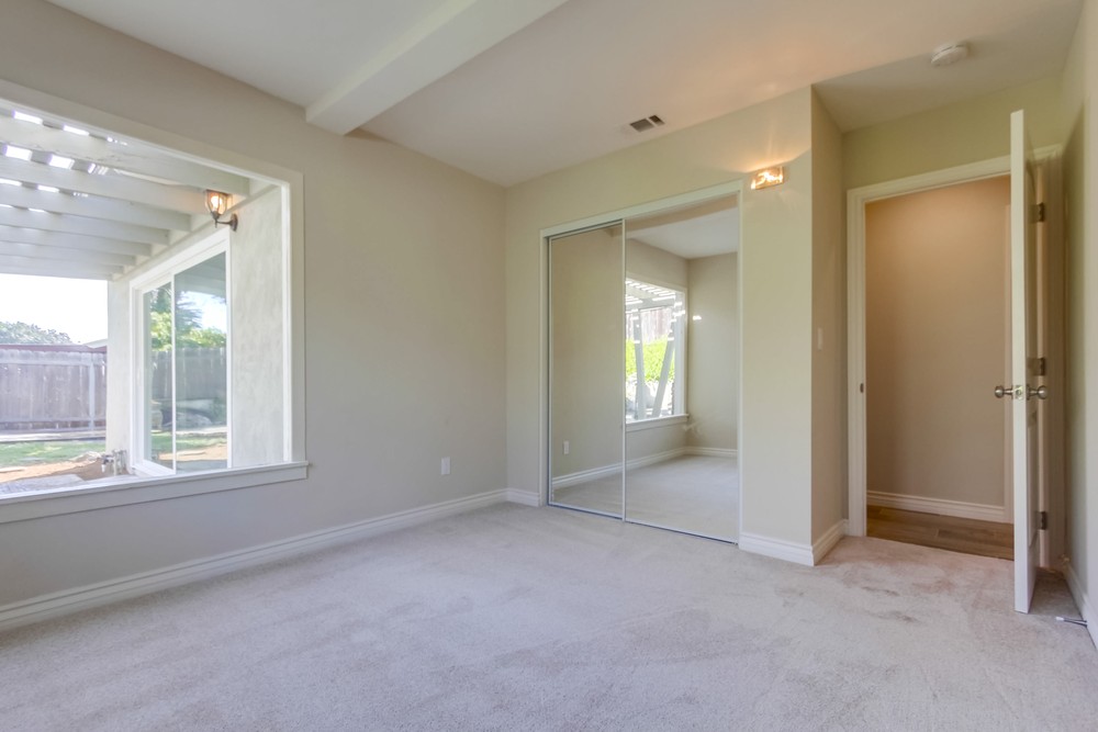 Virtual tour photo 27 of 41 for 6225 Lake Atlin Ave