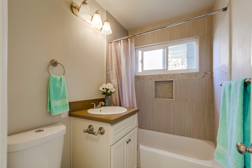 Virtual tour photo 30 of 41 for 6225 Lake Atlin Ave