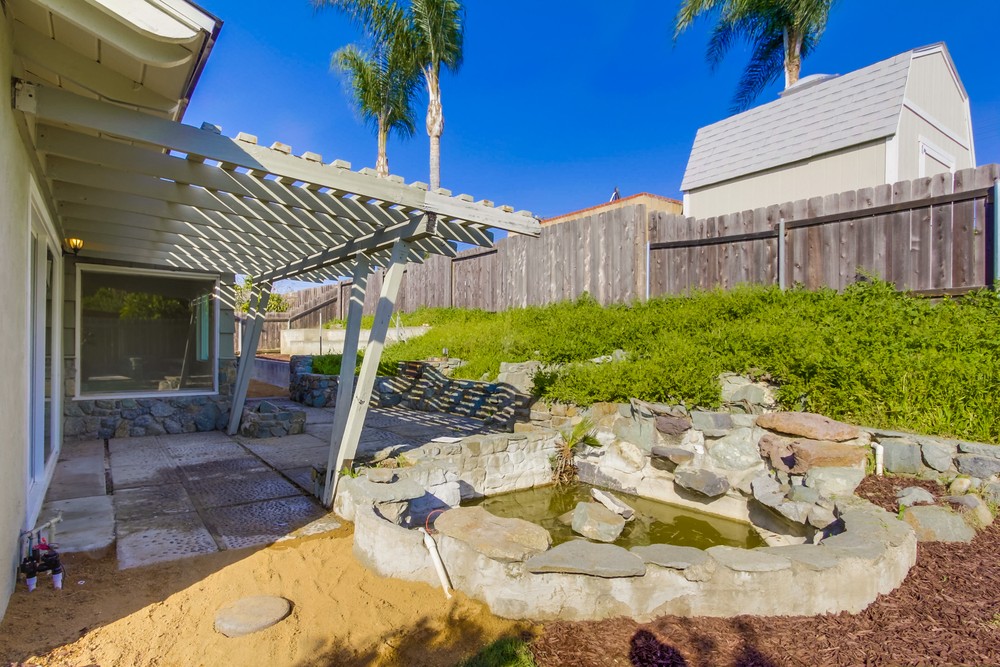 Virtual tour photo 36 of 41 for 6225 Lake Atlin Ave