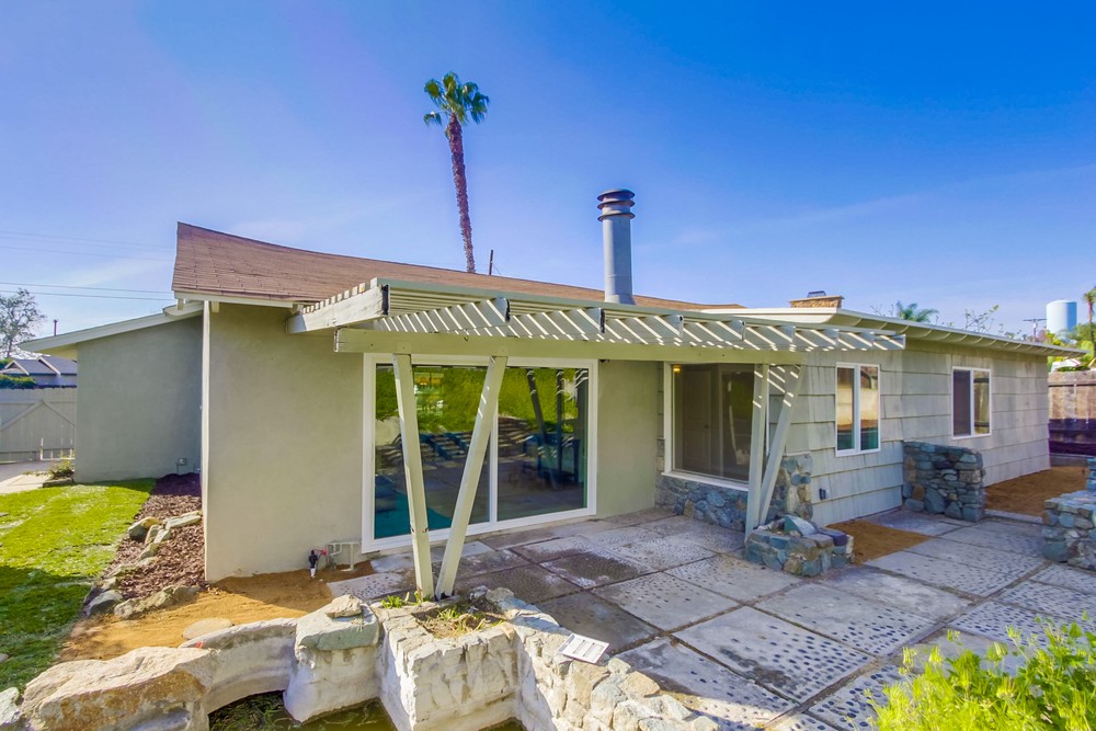 Virtual tour photo 37 of 41 for 6225 Lake Atlin Ave