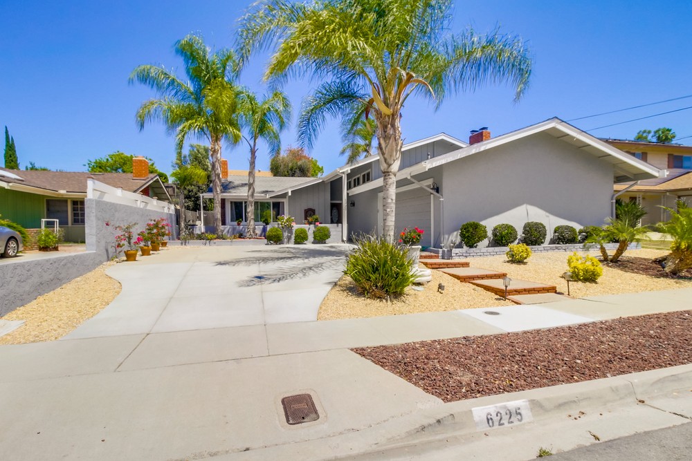 Virtual tour photo 4 of 55 for 6225 Pearl Lake Ave