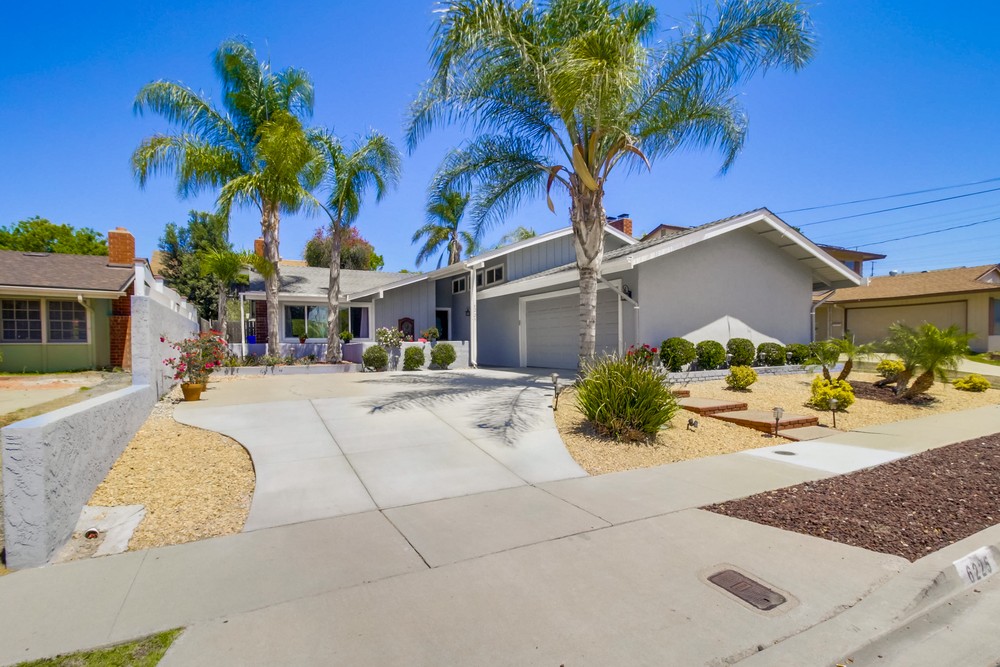 Virtual tour photo 5 of 55 for 6225 Pearl Lake Ave