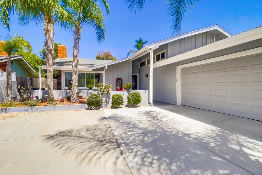 Virtual tour photo 7 of 55 for 6225 Pearl Lake Ave