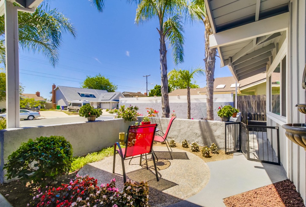Virtual tour photo 11 of 55 for 6225 Pearl Lake Ave
