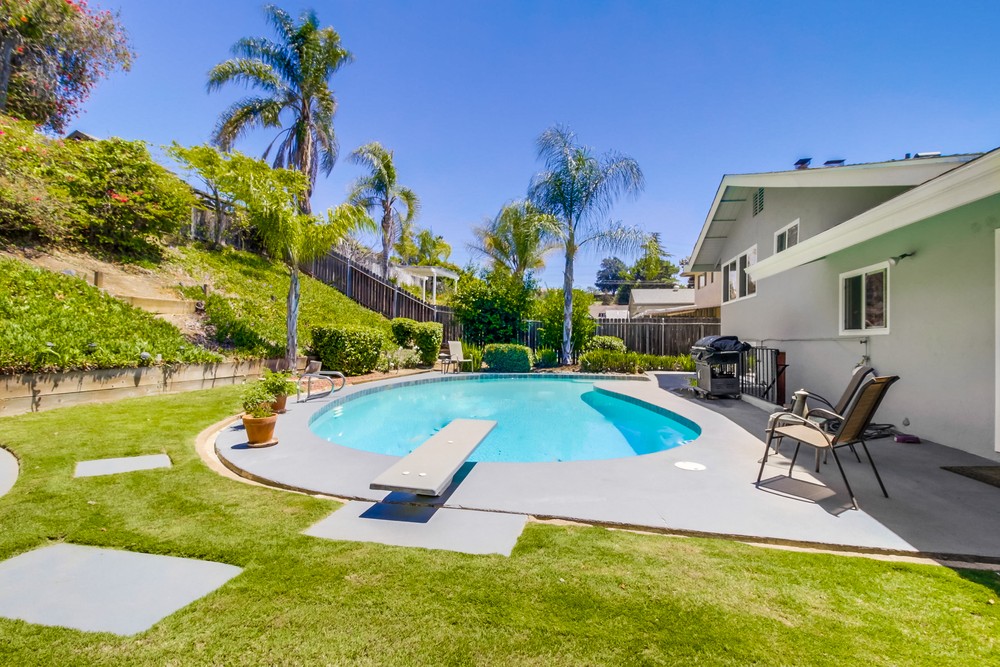 Virtual tour photo 45 of 55 for 6225 Pearl Lake Ave