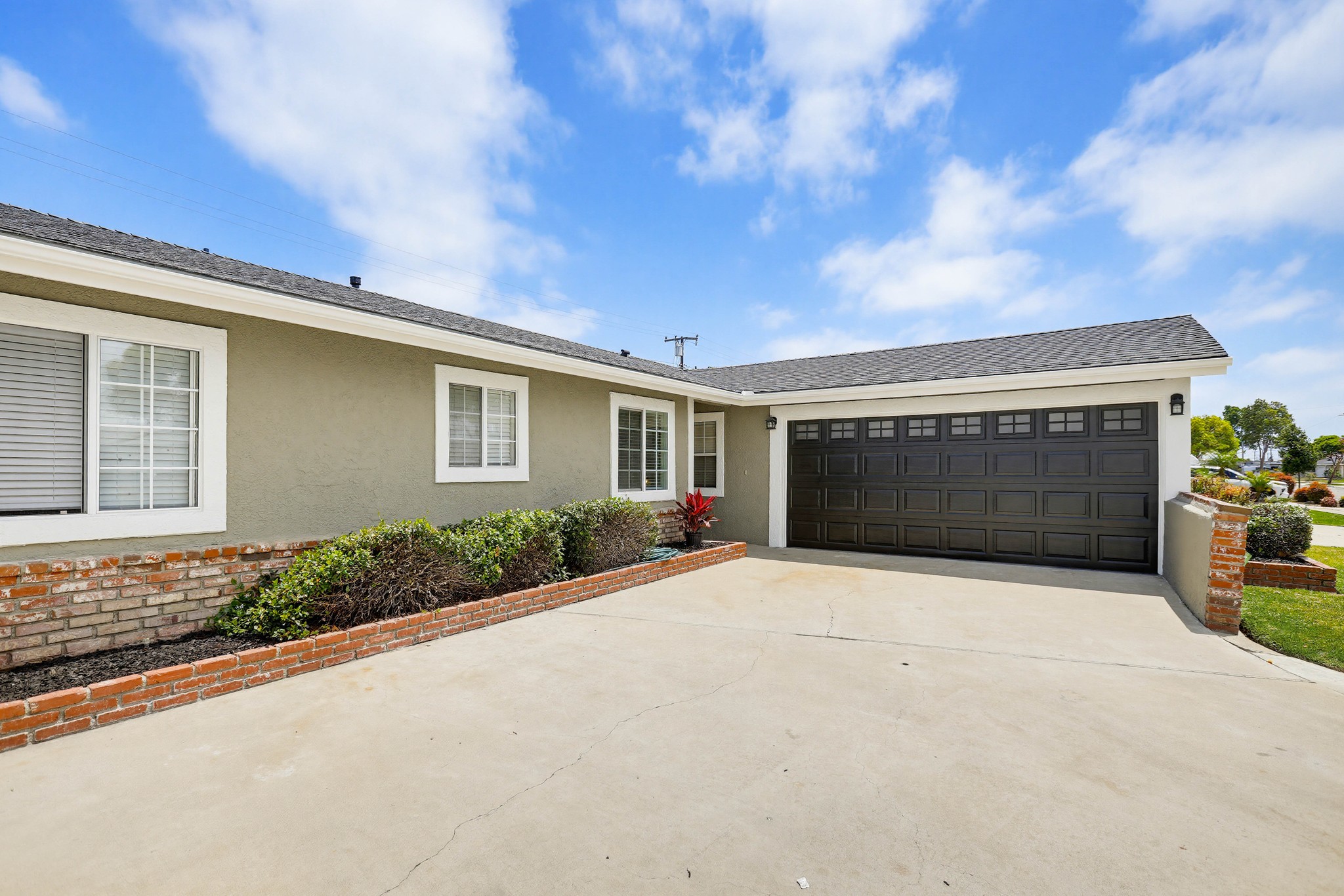Virtual tour photo 4 of 65 for 6231 Amy Ave