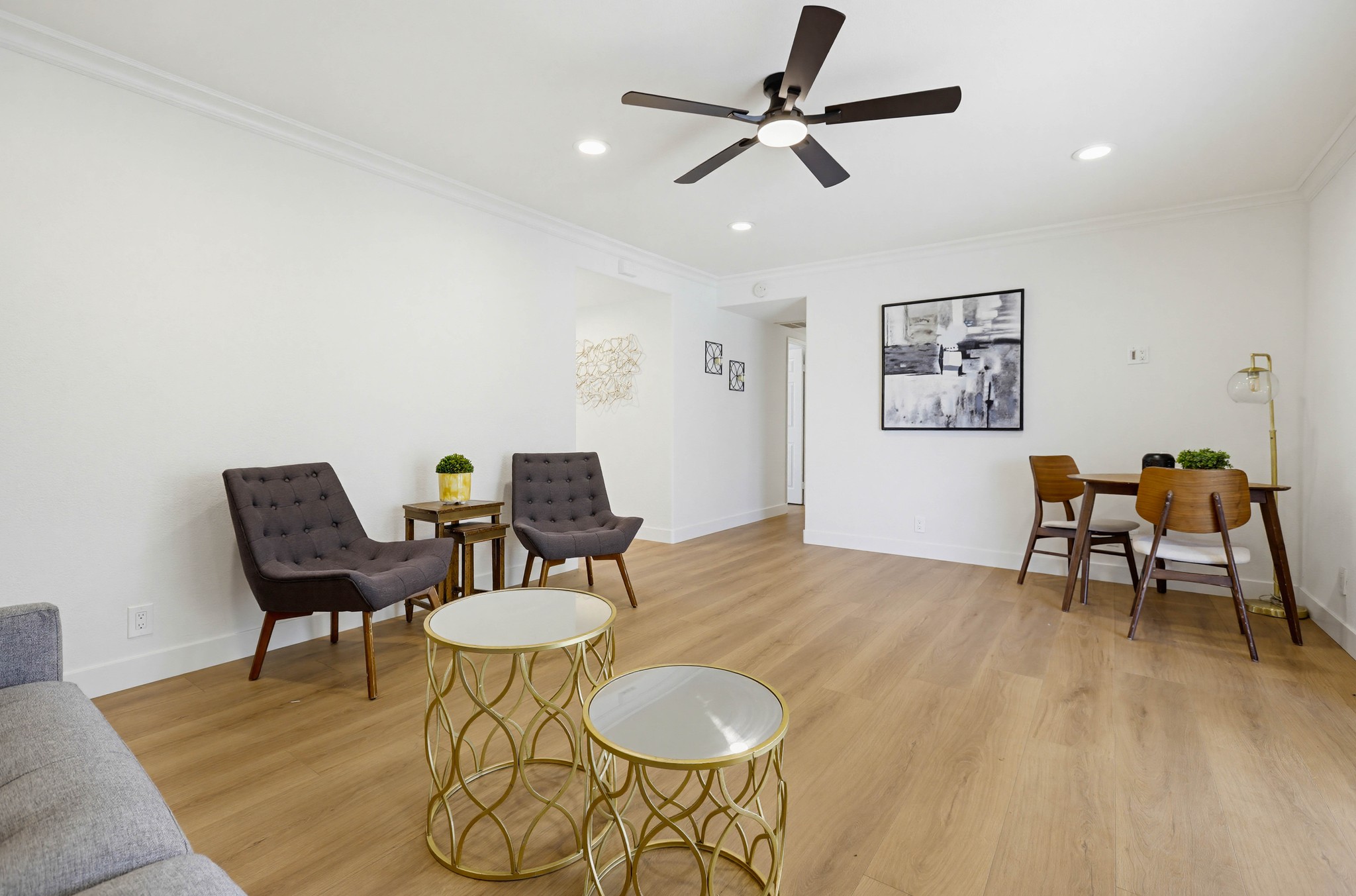 Virtual tour photo 12 of 65 for 6231 Amy Ave