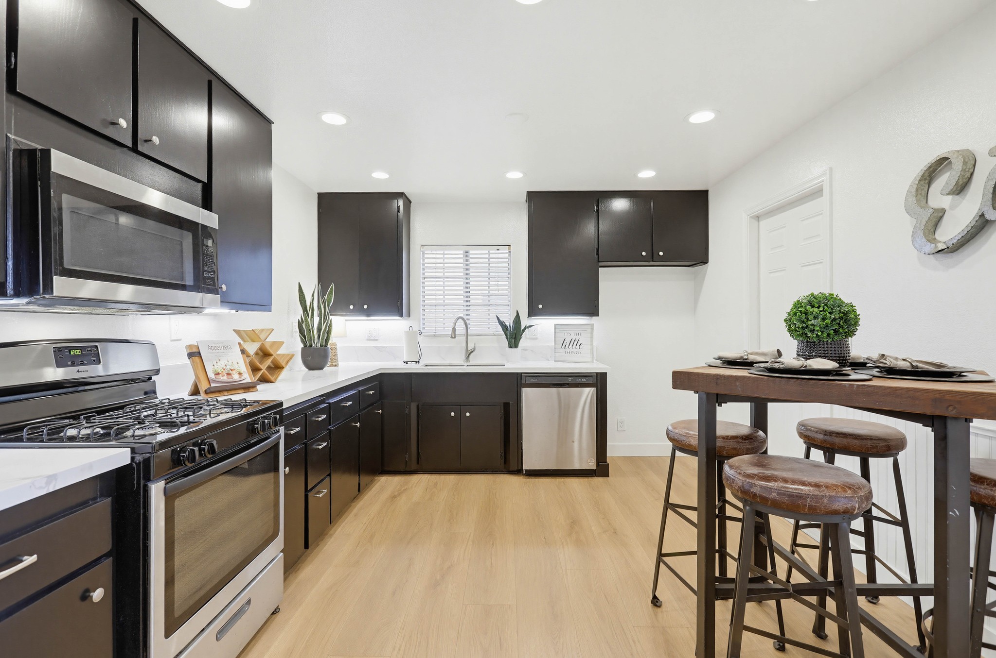 Virtual tour photo 14 of 65 for 6231 Amy Ave