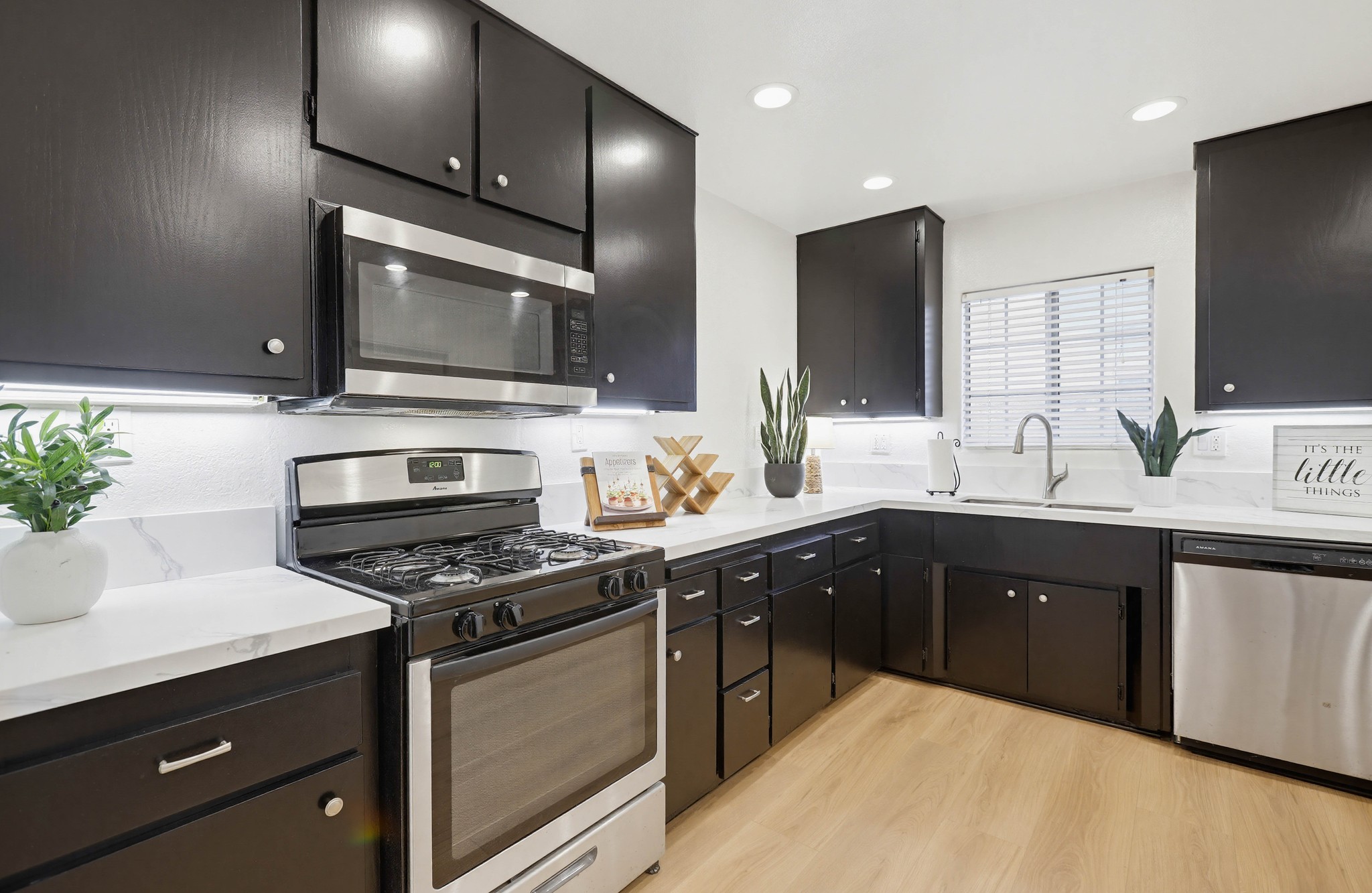 Virtual tour photo 15 of 65 for 6231 Amy Ave