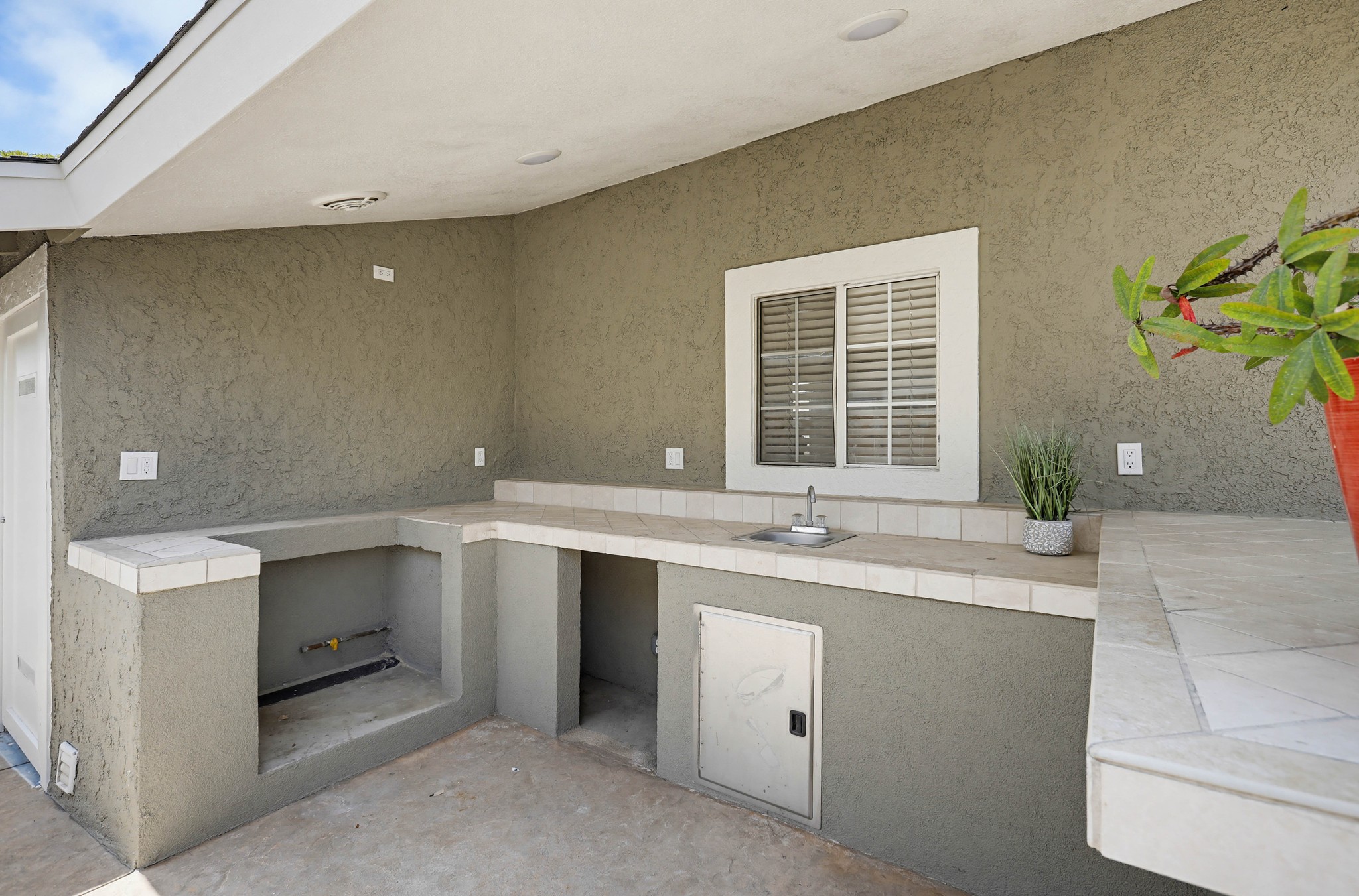 Virtual tour photo 59 of 65 for 6231 Amy Ave