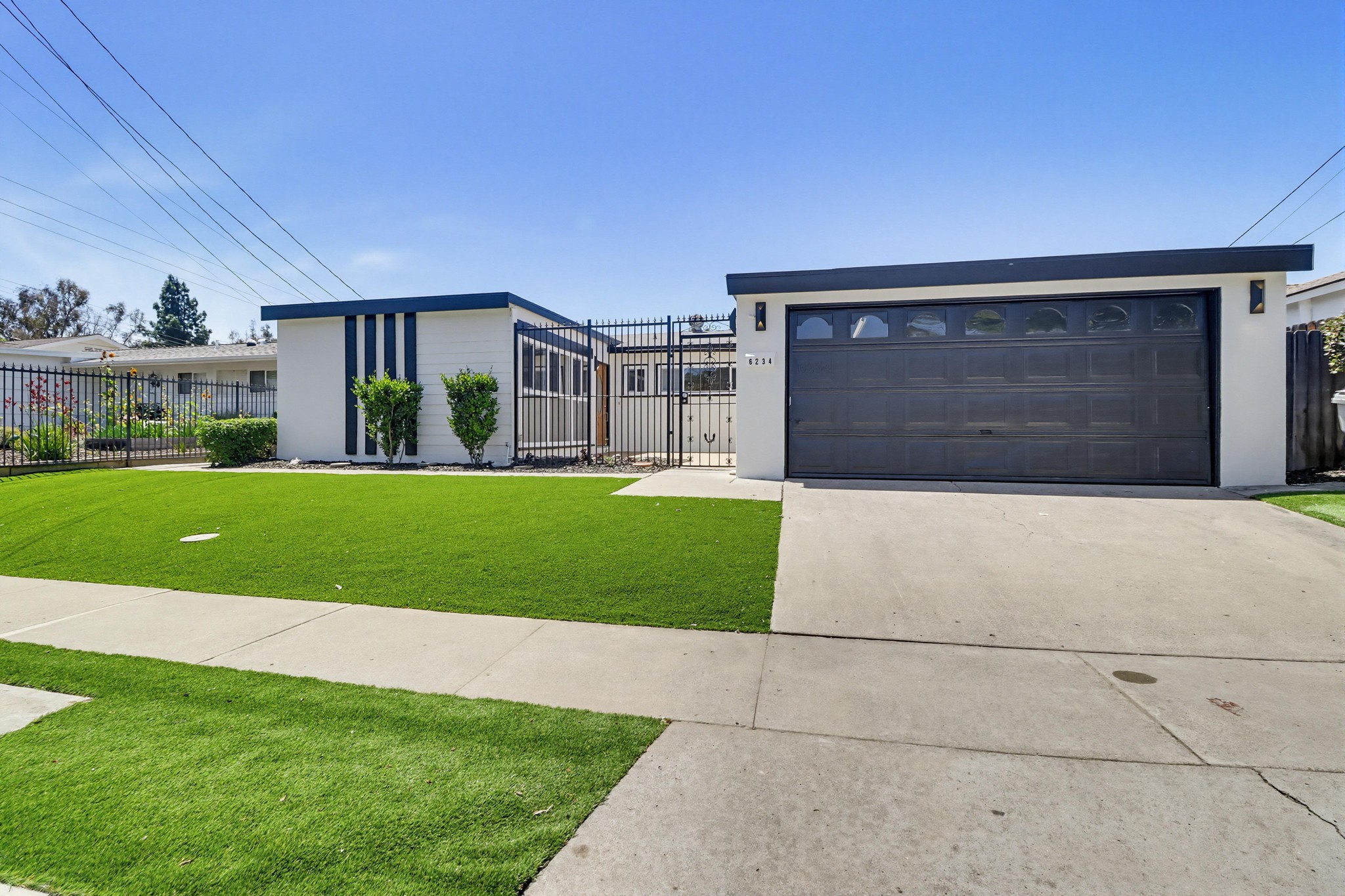 Virtual tour photo 1 of 49 for 6234 Crawford St