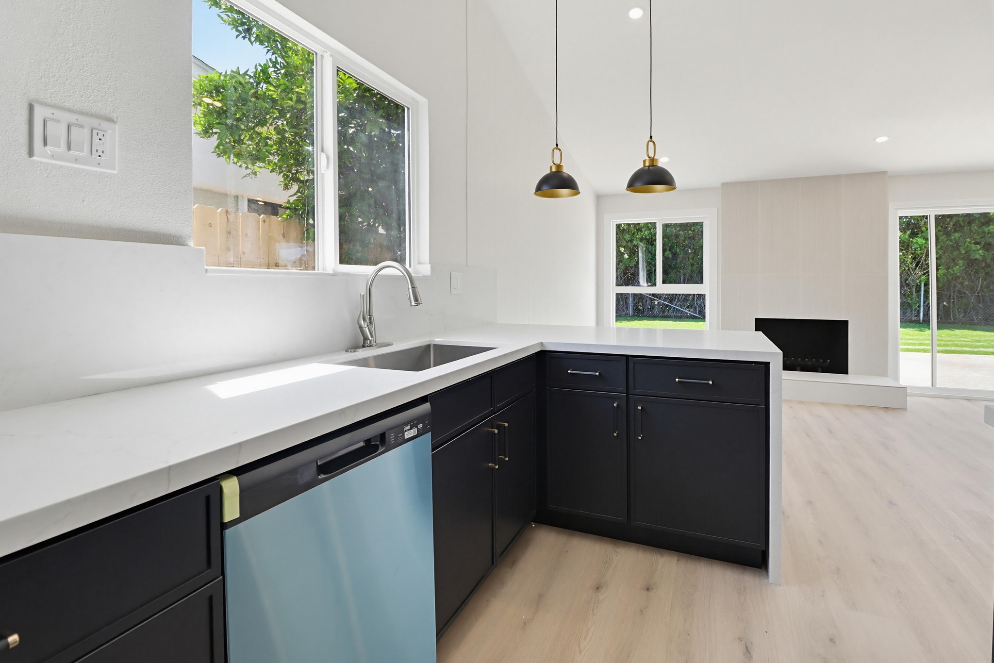 Virtual tour photo 14 of 49 for 6234 Crawford St