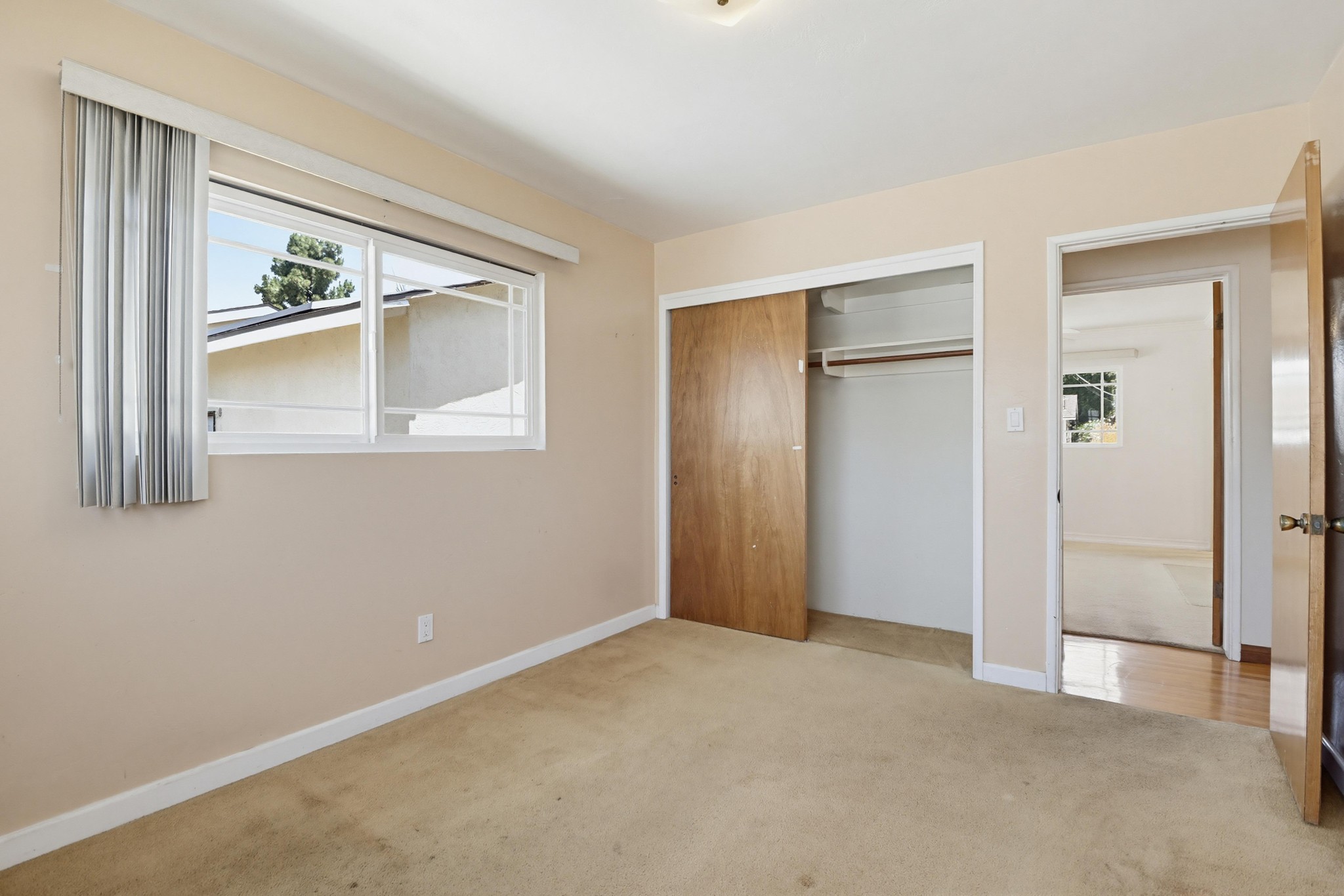 Virtual tour photo 31 of 53 for 624 Guava Ave
